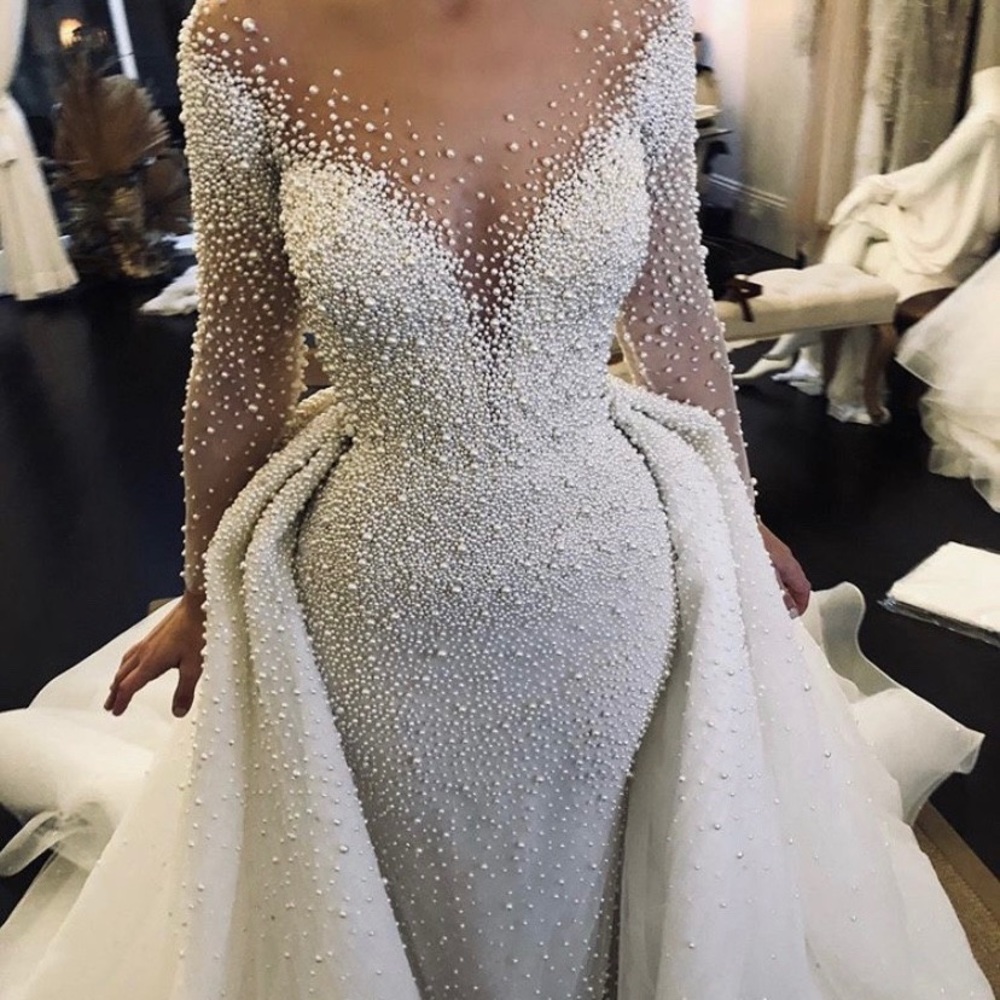 Leah De Gloria Wedding Dress